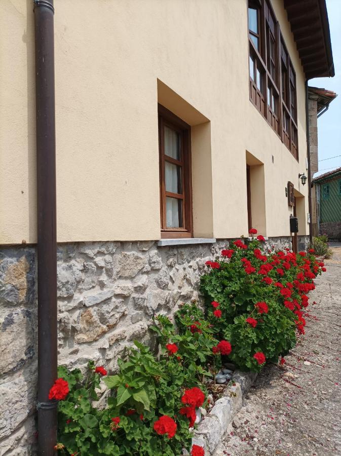 Gasthaus Casa Pelayin Cué Exterior foto